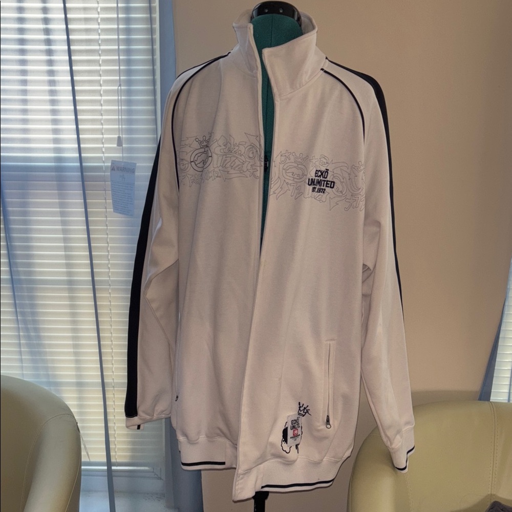 Ecko Unltd Men's White and Black Lightweight Jacket